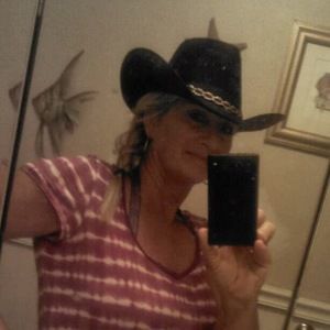 Meet your Posher, Carol